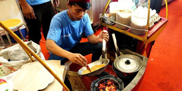 Quisque mauris est porttitor et suscipit eget